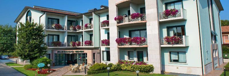 Hotel Eden Валеджо-суль-Мінчо Екстер'єр фото