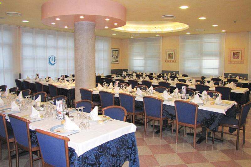 Hotel Eden Валеджо-суль-Мінчо Екстер'єр фото